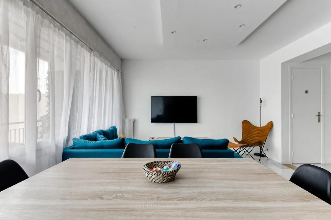 4P Modern & Secured Parking Apartment Le Cannet