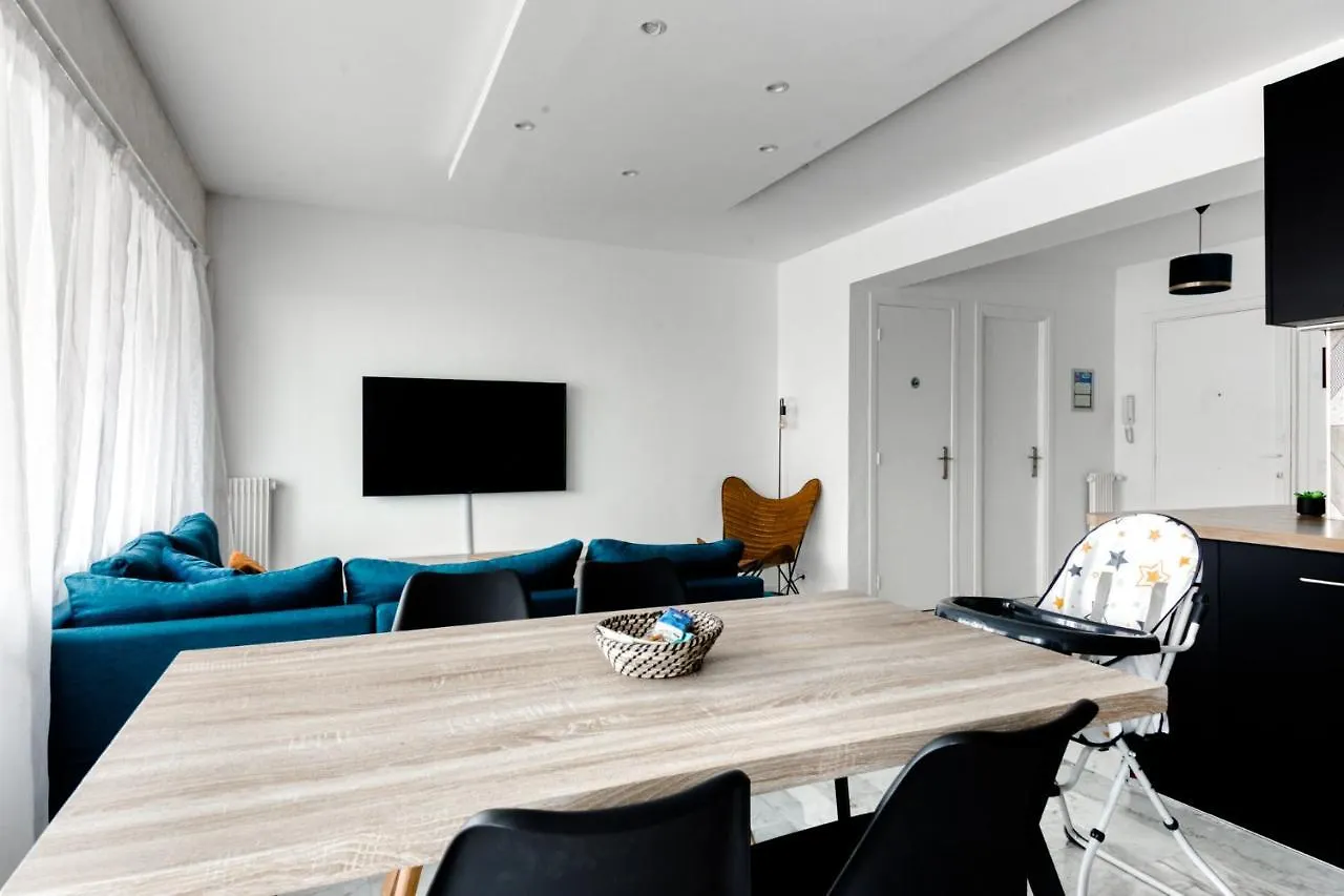 Appartement 4P Modern & Secured Parking à Le Cannet 0*,  France