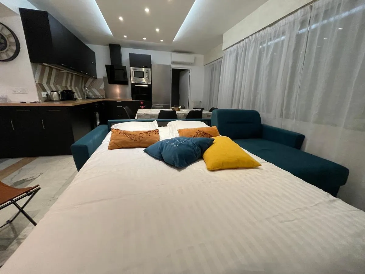 4P Modern & Secured Parking Apartment Le Cannet France